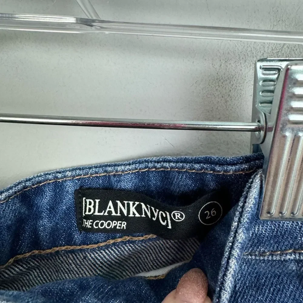 BLANK NYC | NEW The Cooper Slim Straight Split Hem Jeans Women’s Size 26